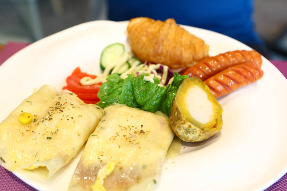 宜蘭東澳｜睡海邊民宿。東澳車站旁、近粉鳥林海灘、粉鳥林秘境、寵物友善