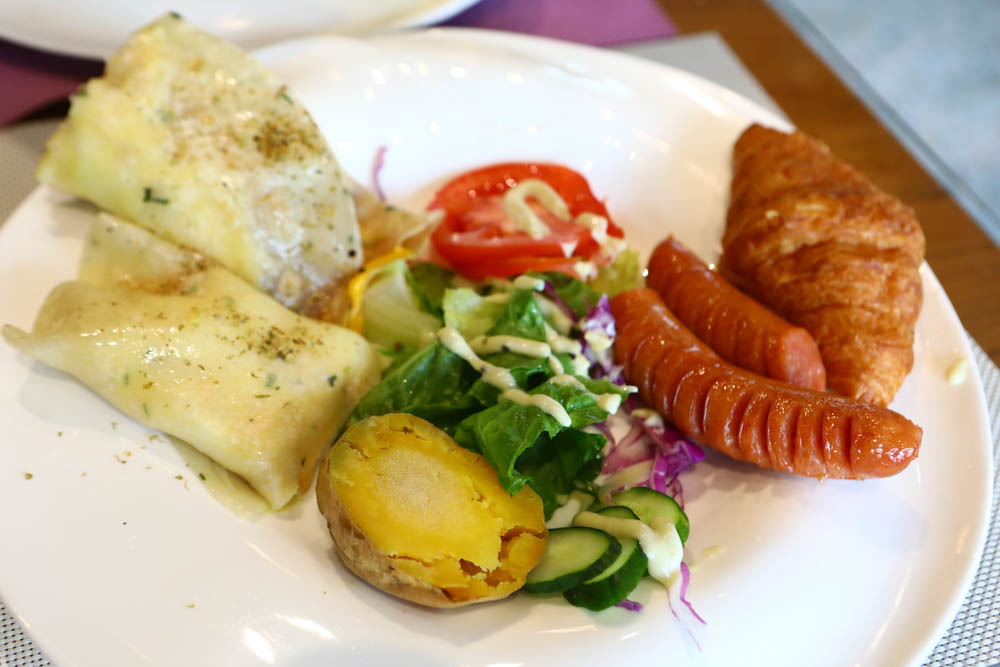 宜蘭東澳｜睡海邊民宿。東澳車站旁、近粉鳥林海灘、粉鳥林秘境、寵物友善