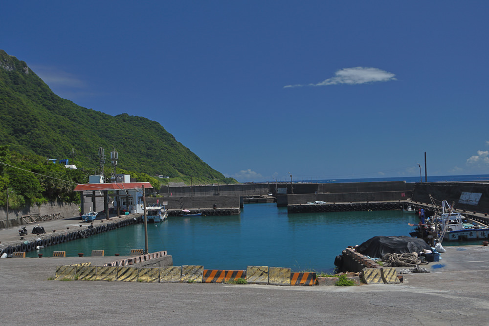 宜蘭頭城景點|石城漁港。宜蘭最北邊的小漁村、美麗港灣、壯麗海景、遠眺龜山島 - 第3張圖 宜蘭頭城景點|石城漁港。宜蘭最北邊的小漁村、美麗港灣、壯麗海景、遠眺龜山島