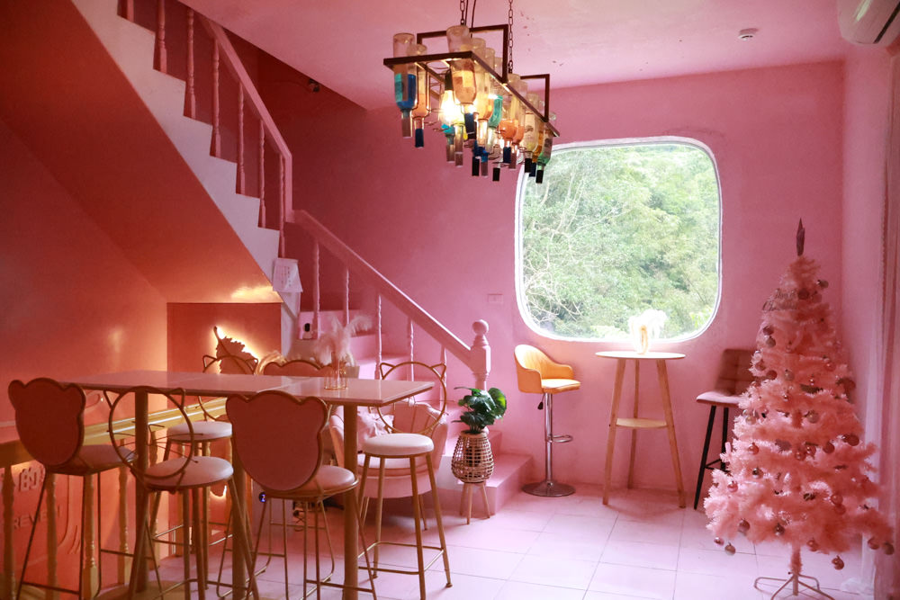 新北石碇美食｜武林逸亭。寵物友善餐廳、山林步道中的峇里島氛圍網美景觀餐廳、石碇景觀餐廳