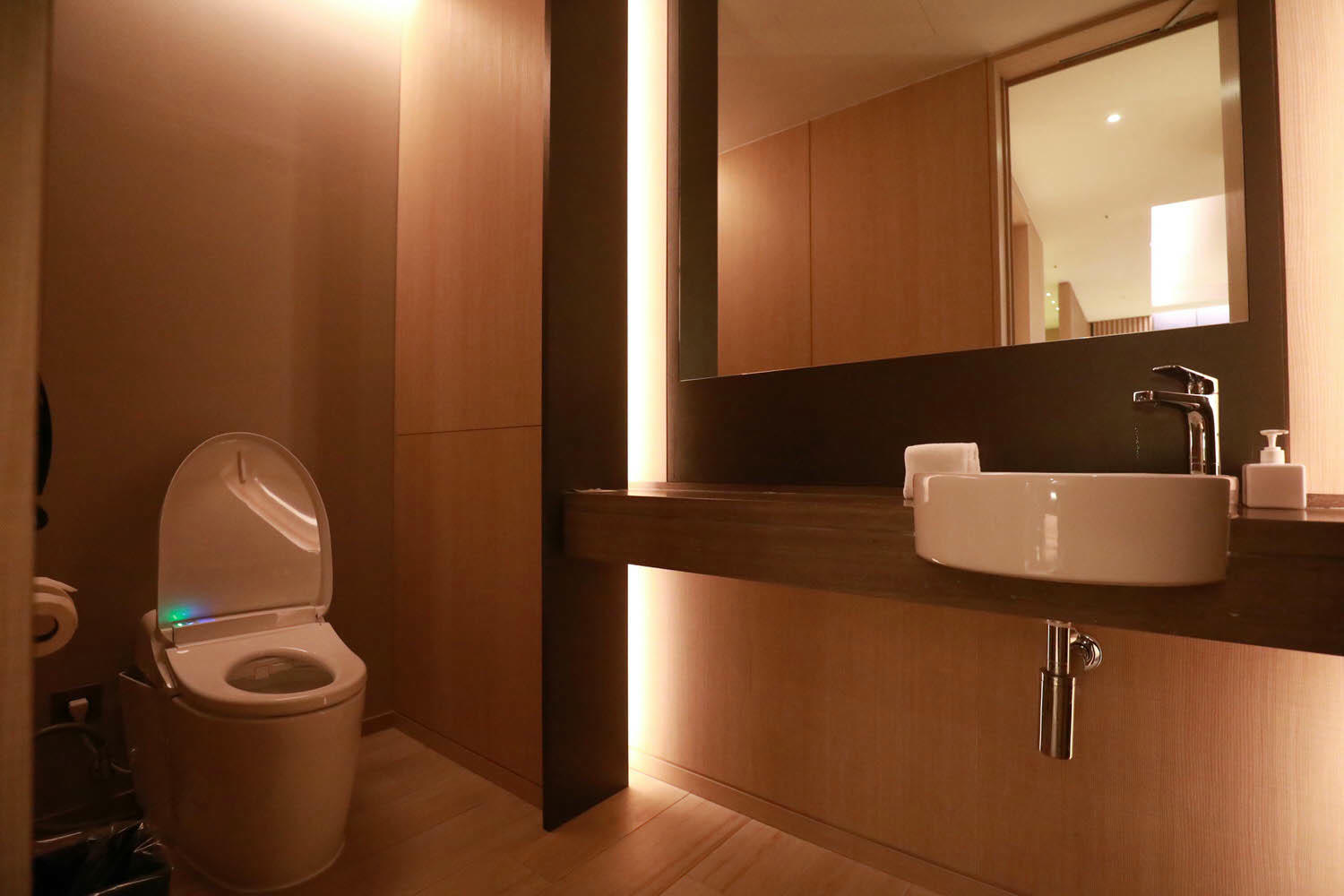 宜蘭礁溪溫泉飯店推薦｜礁溪寒沐酒店。宜蘭親子飯店首選、寵沐苑寵物旅館、滑水道泳池、兒童遊樂區、電競室、賽車道、溫泉SPA