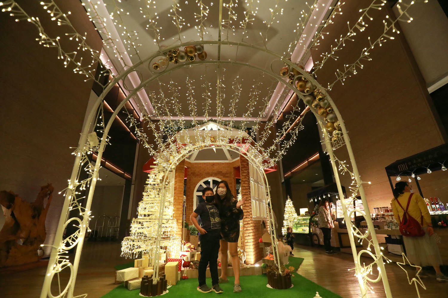 宜蘭礁溪溫泉飯店推薦｜礁溪寒沐酒店。宜蘭親子飯店首選、寵沐苑寵物旅館、滑水道泳池、兒童遊樂區、電競室、賽車道、溫泉SPA