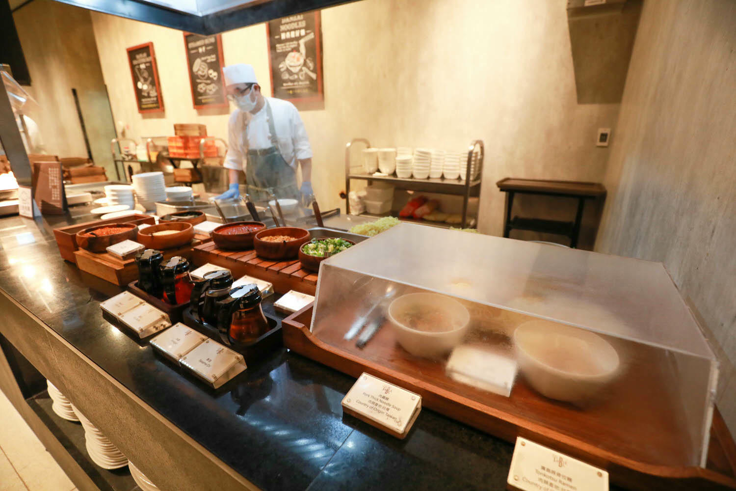 宜蘭礁溪溫泉飯店推薦｜礁溪寒沐酒店。宜蘭親子飯店首選、寵沐苑寵物旅館、滑水道泳池、兒童遊樂區、電競室、賽車道、溫泉SPA