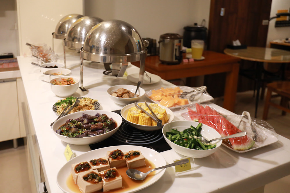 宜蘭礁溪。靜界溫泉會館。寵物友善民宿、日系風格獨棟Villa，可包棟，每間房間都有溫泉池可泡湯