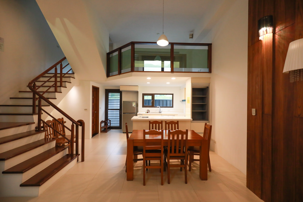 宜蘭礁溪。靜界溫泉會館。寵物友善民宿、日系風格獨棟Villa，可包棟，每間房間都有溫泉池可泡湯