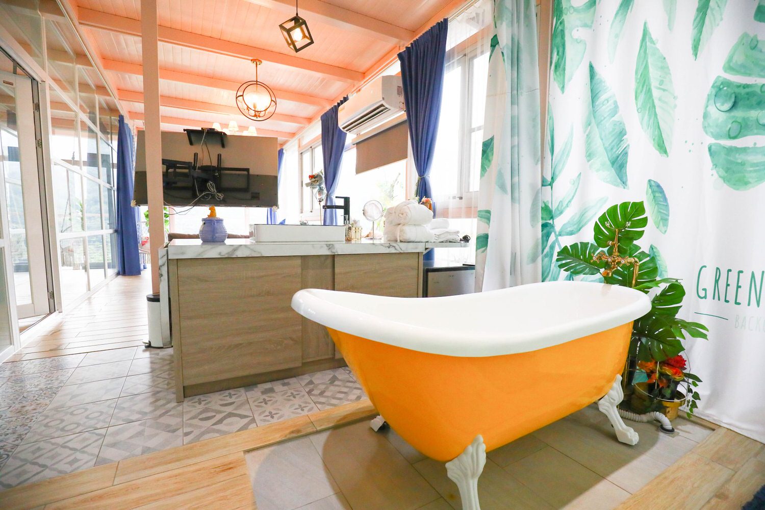 苗栗公館｜福村養生農場。高級精品民宿、森林中的絕美夢幻玻璃屋、一泊三食、寵物友善民宿