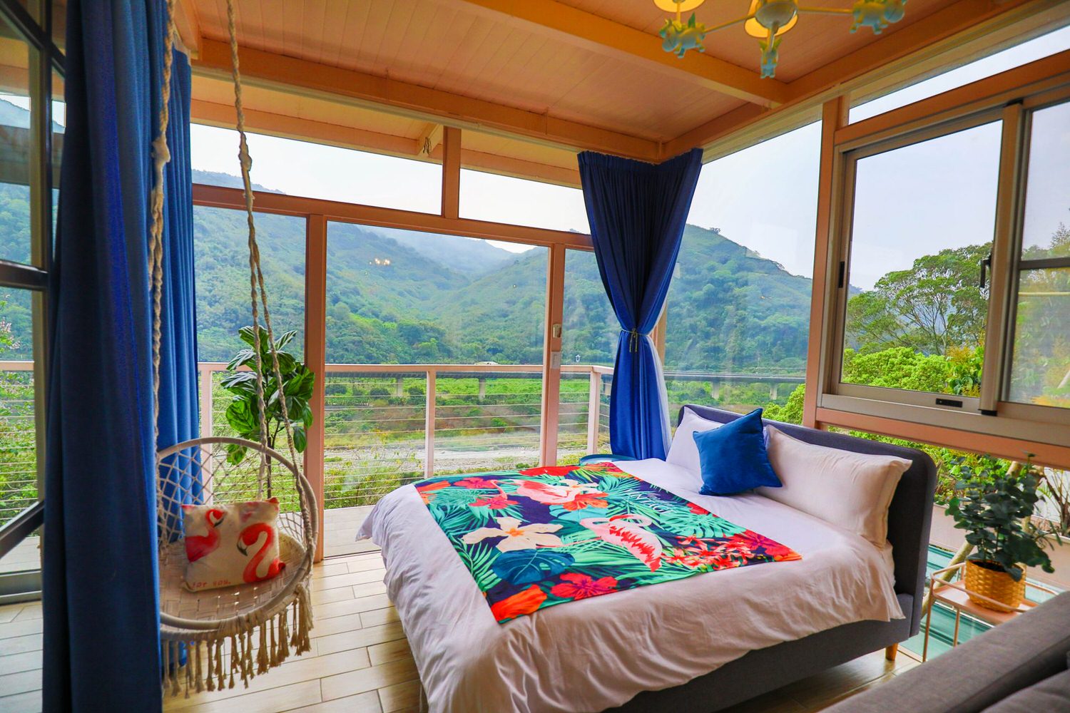 苗栗公館｜福村養生農場。高級精品民宿、森林中的絕美夢幻玻璃屋、一泊三食、寵物友善民宿