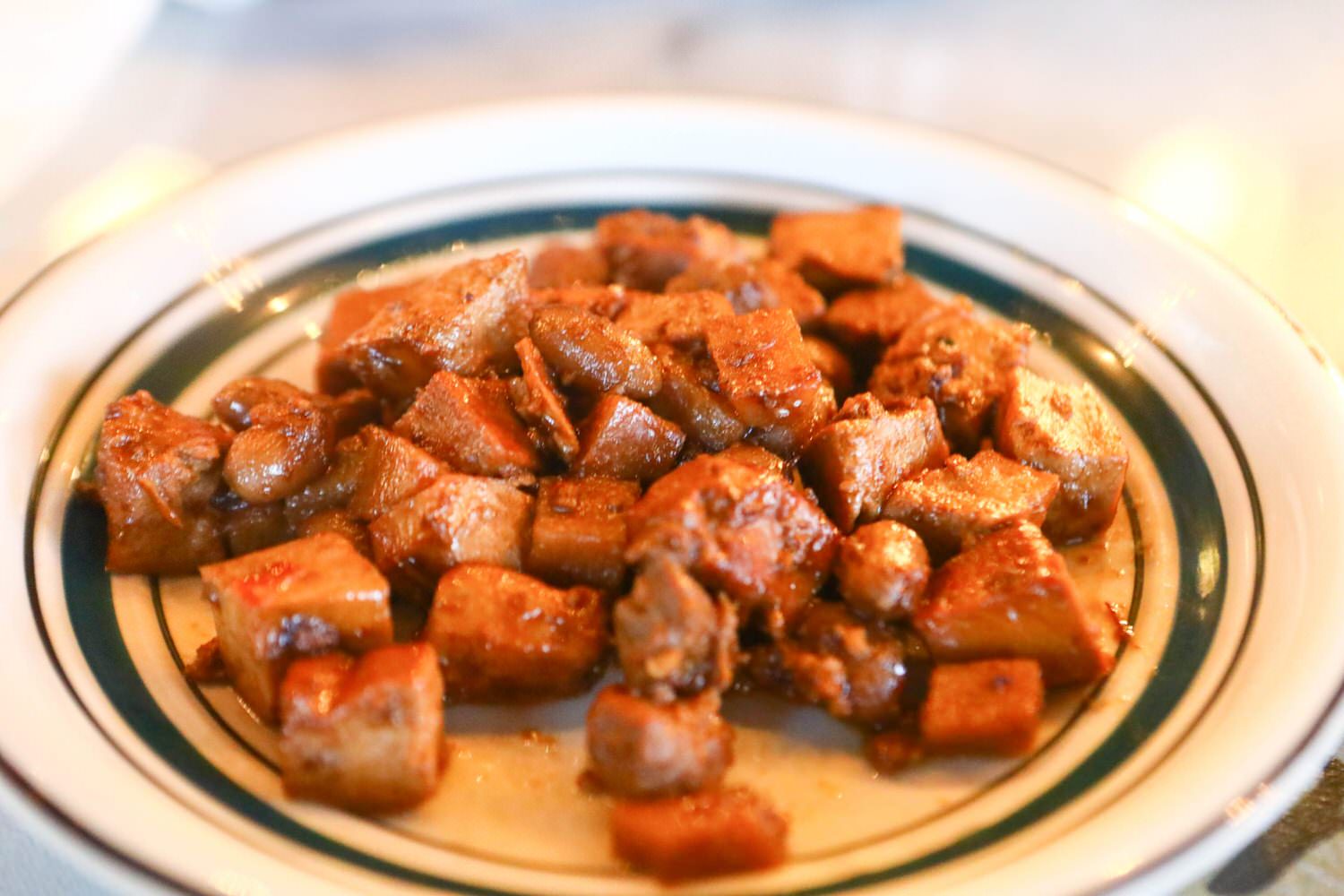 苗栗公館｜福村養生農場。高級精品民宿、森林中的絕美夢幻玻璃屋、一泊三食、寵物友善民宿