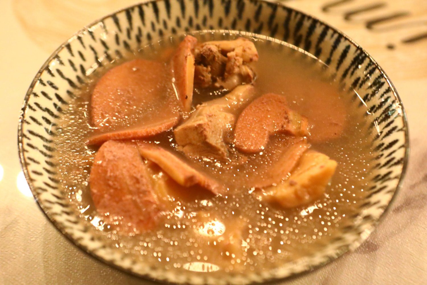 苗栗公館｜福村養生農場。高級精品民宿、森林中的絕美夢幻玻璃屋、一泊三食、寵物友善民宿