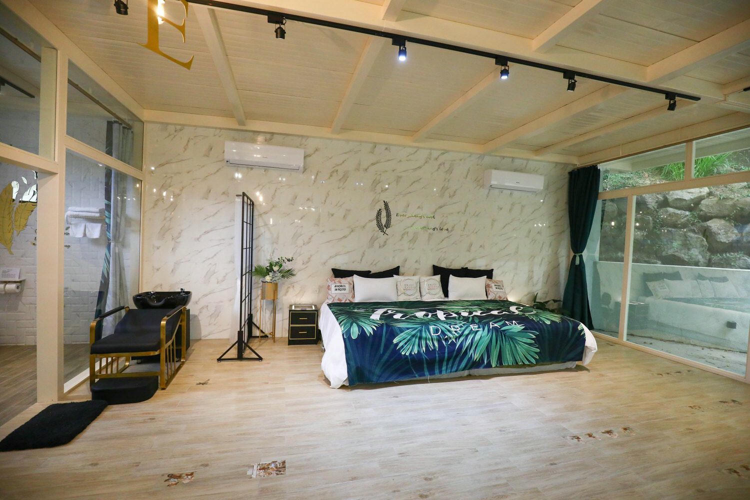 苗栗公館｜福村養生農場。高級精品民宿、森林中的絕美夢幻玻璃屋、一泊三食、寵物友善民宿