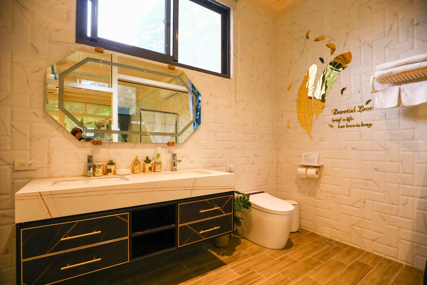 苗栗公館｜福村養生農場。高級精品民宿、森林中的絕美夢幻玻璃屋、一泊三食、寵物友善民宿