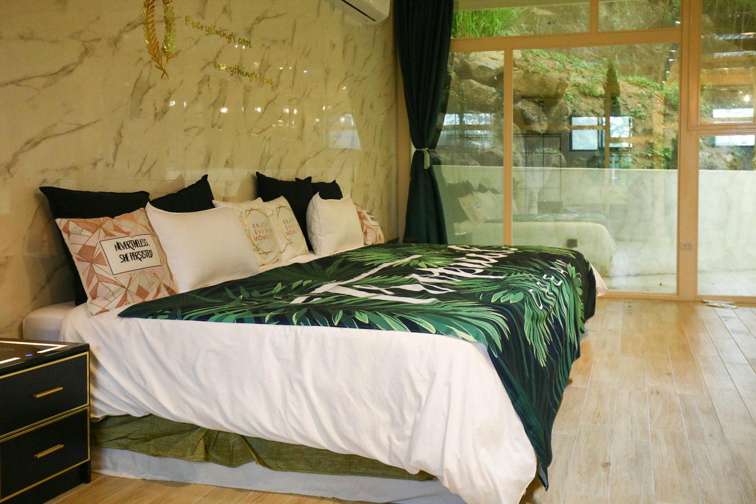 苗栗公館｜福村養生農場。高級精品民宿、森林中的絕美夢幻玻璃屋、一泊三食、寵物友善民宿