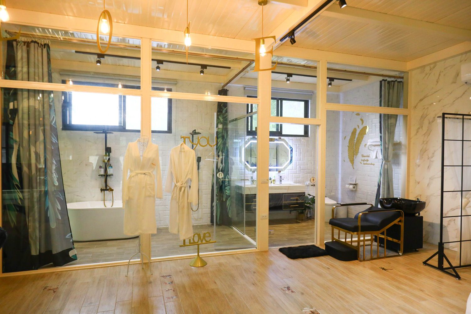 苗栗公館｜福村養生農場。高級精品民宿、森林中的絕美夢幻玻璃屋、一泊三食、寵物友善民宿