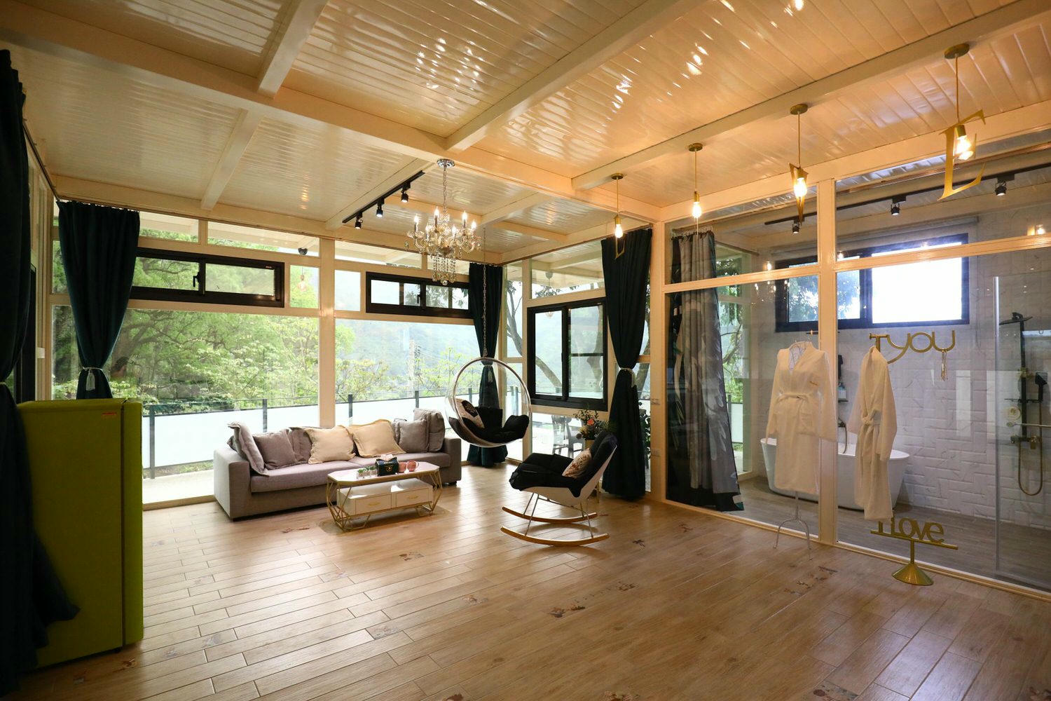 苗栗公館｜福村養生農場。高級精品民宿、森林中的絕美夢幻玻璃屋、一泊三食、寵物友善民宿