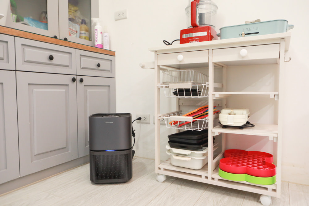 TOSHIBA東芝|PUREGO UV抗菌除臭空氣清淨機 CAF-A400TW(H)。快速去除異味、感受清新空氣、適合寵物家庭、適用5-8坪 - 第23張圖 TOSHIBA東芝|PUREGO UV抗菌除臭空氣清淨機 CAF-A400TW(H)。快速去除異味、感受清新空氣、適合寵物家庭、適用5-8坪