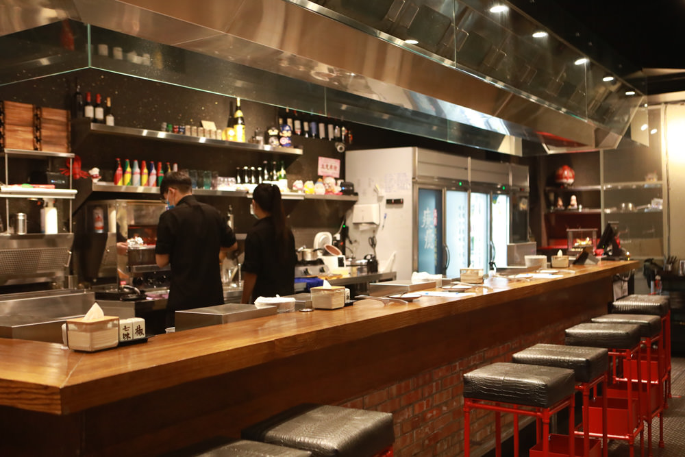 竹北美食|米燒肉炭火小酒館竹北店。新鮮平價燒肉店、單點燒肉、專業烤、必吃燒烤、新竹竹北寵物友善餐廳、小包廂、 - 第5張圖 竹北美食|米燒肉炭火小酒館竹北店。新鮮平價燒肉店、單點燒肉、專業烤、必吃燒烤、新竹竹北寵物友善餐廳、小包廂、