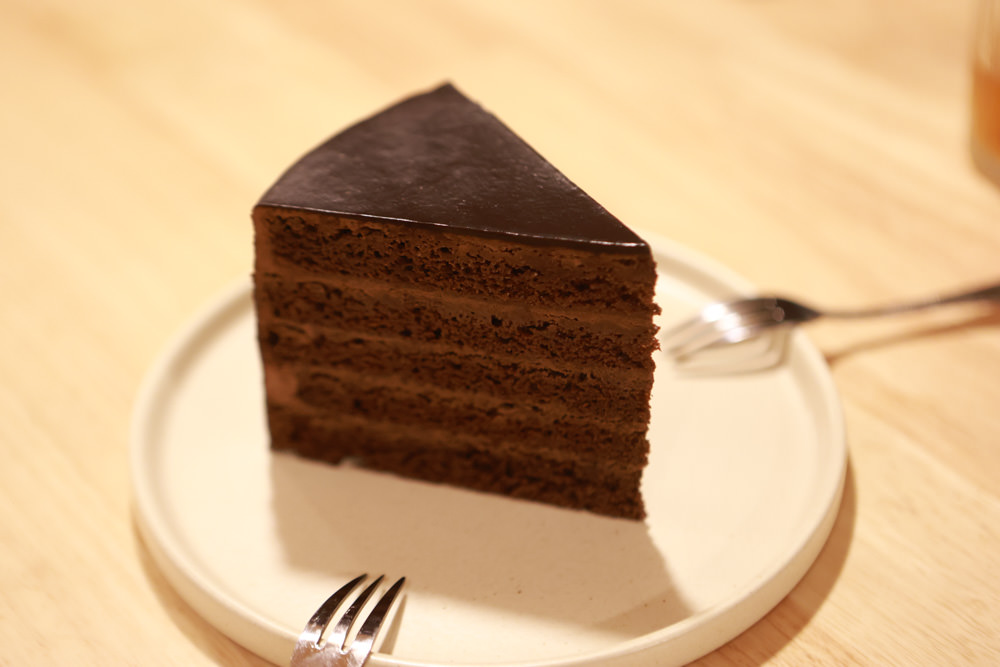 苗栗銅鑼｜紫鳶山城- 覓境莊園。寵物友善民宿、群山繚繞、竹林秘境中的絕美莊園、日式奢華露營小屋