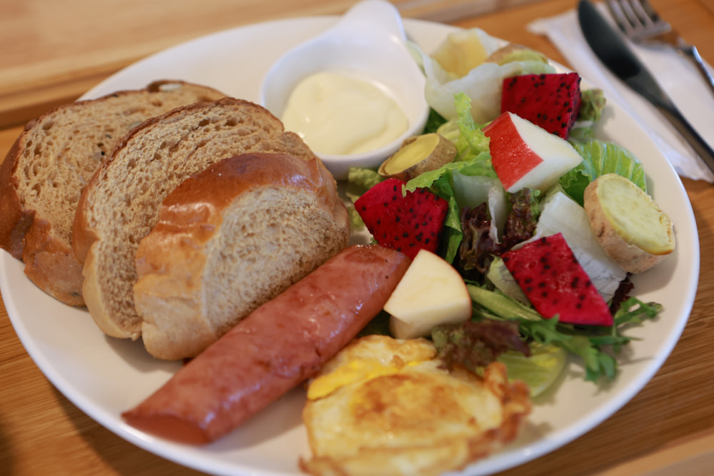 苗栗銅鑼｜紫鳶山城- 覓境莊園。寵物友善民宿、群山繚繞、竹林秘境中的絕美莊園、日式奢華露營小屋