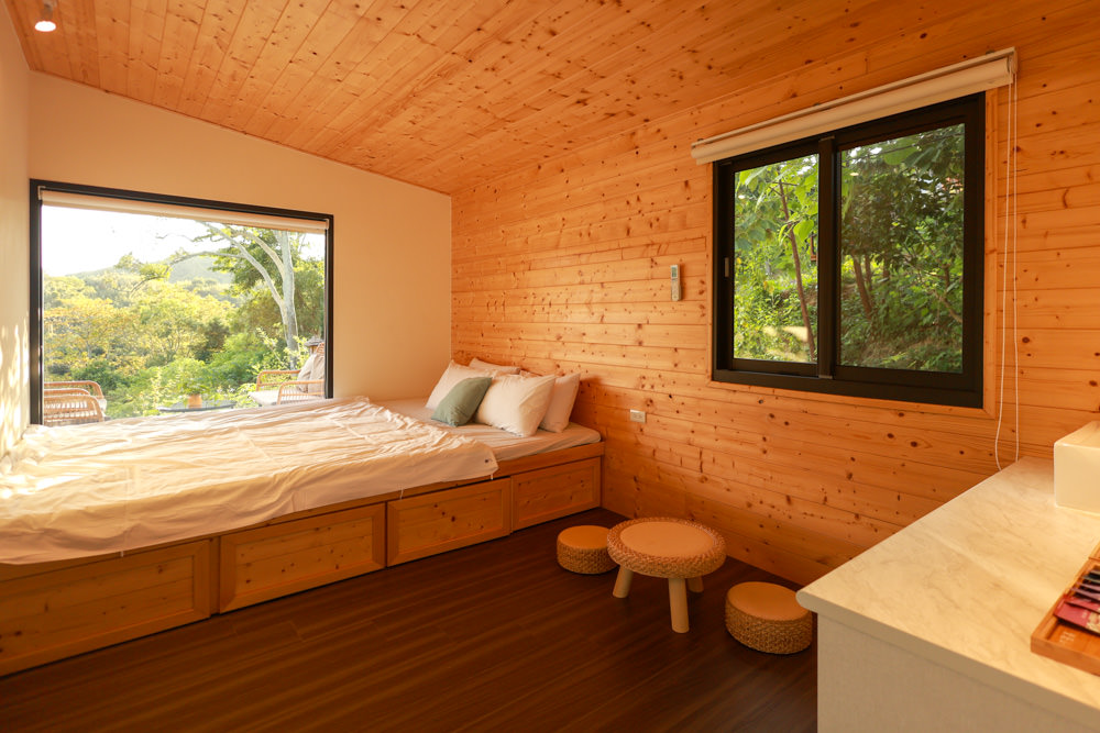 苗栗銅鑼｜紫鳶山城- 覓境莊園。寵物友善民宿、群山繚繞、竹林秘境中的絕美莊園、日式奢華露營小屋