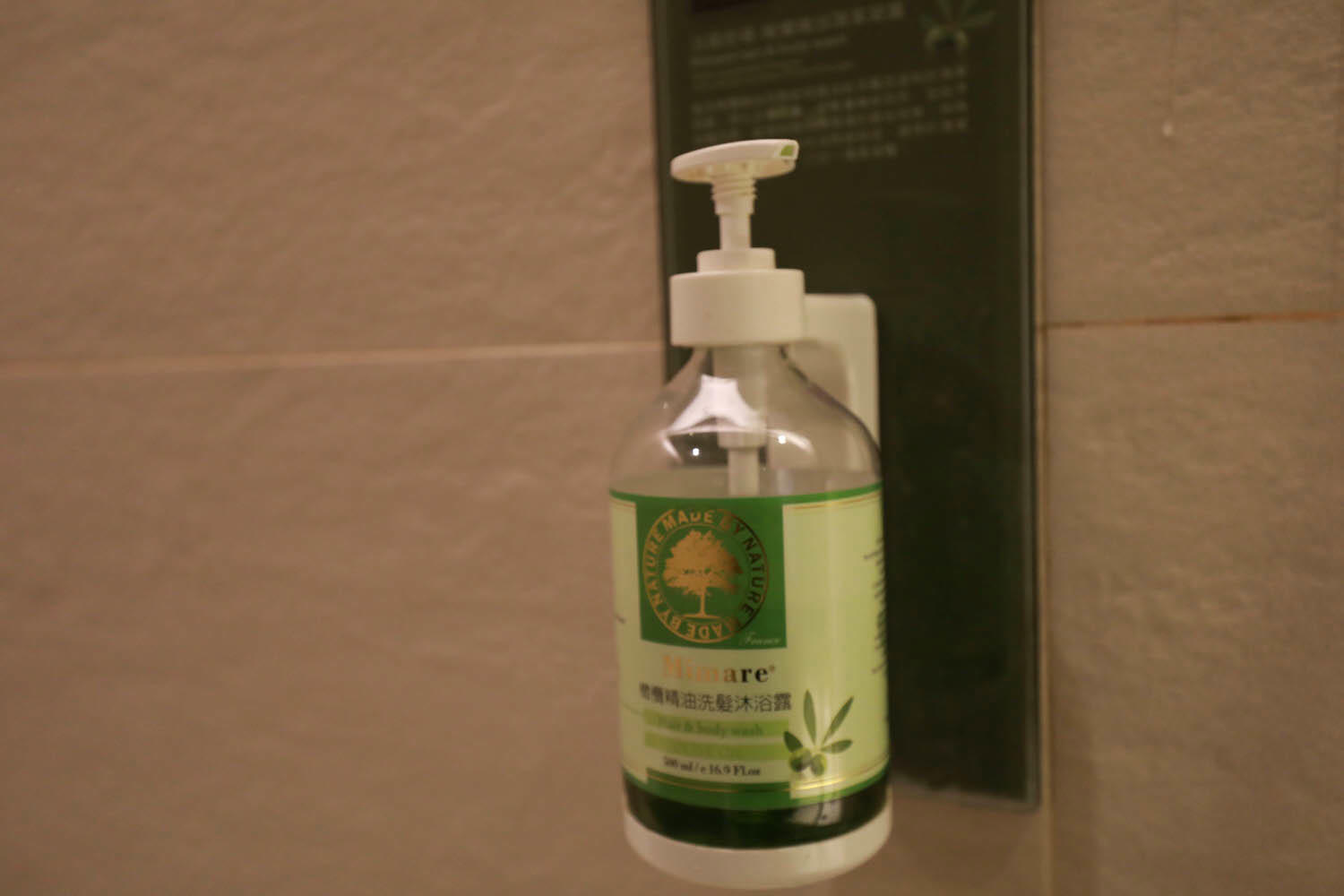 宜蘭礁溪溫泉飯店｜美嘉美溫泉大飯店。宜蘭礁溪寵物友善溫泉飯店、一泊三食吃到飽（下午茶、宵夜、早餐）、還有可與貓咪互動的可愛貓房！