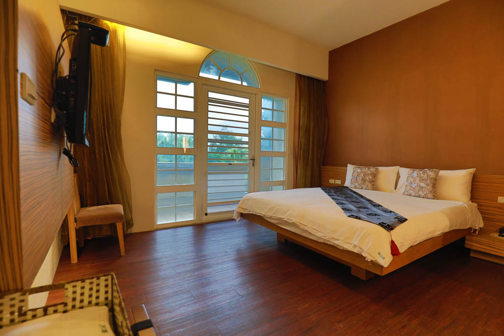 花蓮翠山莊villa包棟民宿|花蓮吉安包棟泳池民宿推薦、花蓮寵物友善民宿、豪華大別墅、泳池畔餐桌、大草皮、漂浮早餐 - 第22張圖 花蓮翠山莊villa包棟民宿|花蓮吉安包棟泳池民宿推薦、花蓮寵物友善民宿、豪華大別墅、泳池畔餐桌、大草皮、漂浮早餐