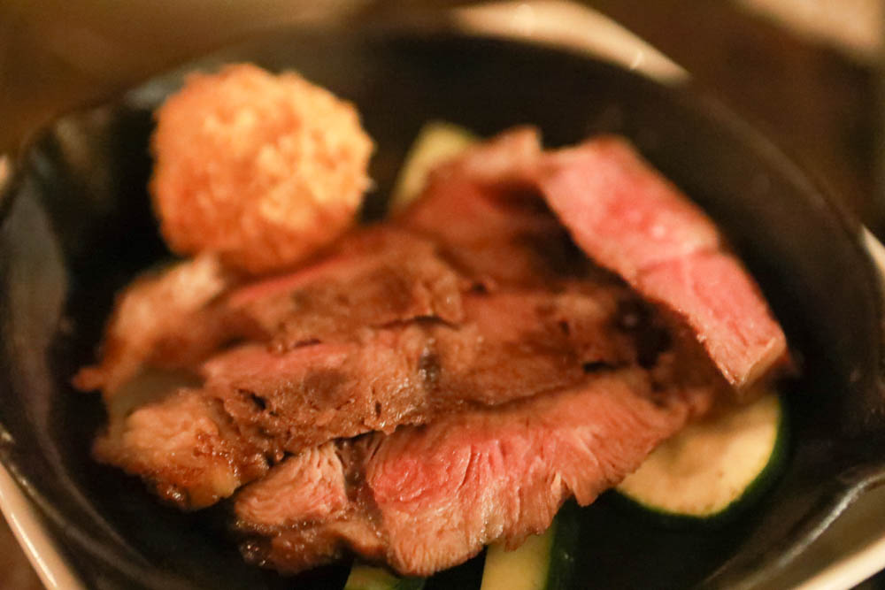 花蓮翠山莊villa包棟民宿|花蓮吉安包棟泳池民宿推薦、花蓮寵物友善民宿、豪華大別墅、泳池畔餐桌、大草皮、漂浮早餐 - 第50張圖 花蓮翠山莊villa包棟民宿|花蓮吉安包棟泳池民宿推薦、花蓮寵物友善民宿、豪華大別墅、泳池畔餐桌、大草皮、漂浮早餐