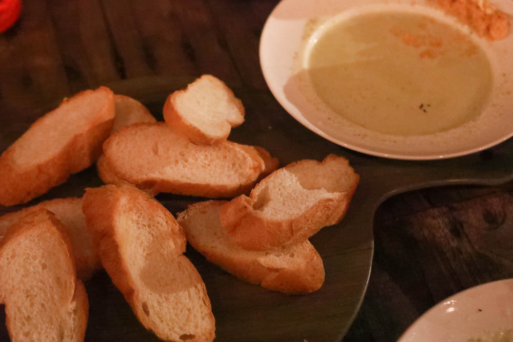 花蓮翠山莊villa包棟民宿|花蓮吉安包棟泳池民宿推薦、花蓮寵物友善民宿、豪華大別墅、泳池畔餐桌、大草皮、漂浮早餐 - 第52張圖 花蓮翠山莊villa包棟民宿|花蓮吉安包棟泳池民宿推薦、花蓮寵物友善民宿、豪華大別墅、泳池畔餐桌、大草皮、漂浮早餐