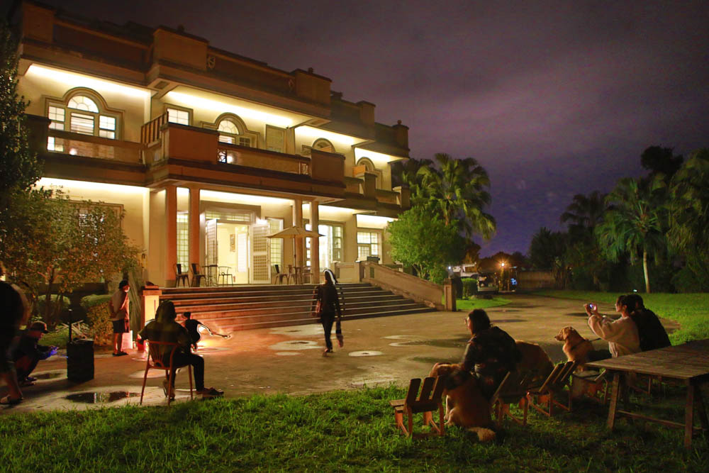 花蓮翠山莊villa包棟民宿|花蓮吉安包棟泳池民宿推薦、花蓮寵物友善民宿、豪華大別墅、泳池畔餐桌、大草皮、漂浮早餐 - 第56張圖 花蓮翠山莊villa包棟民宿|花蓮吉安包棟泳池民宿推薦、花蓮寵物友善民宿、豪華大別墅、泳池畔餐桌、大草皮、漂浮早餐