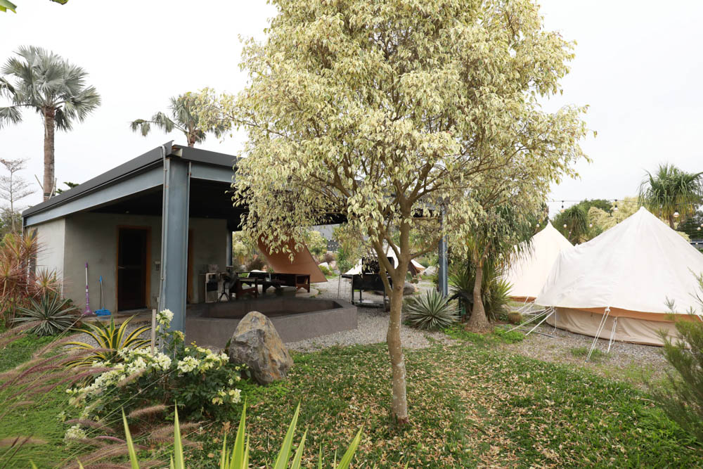 苗栗懶人露營｜自然圈農場。一泊二食豪華露營、免搭帳奢華露營、寵物友善帳篷、溫泉泡湯、農遊體驗