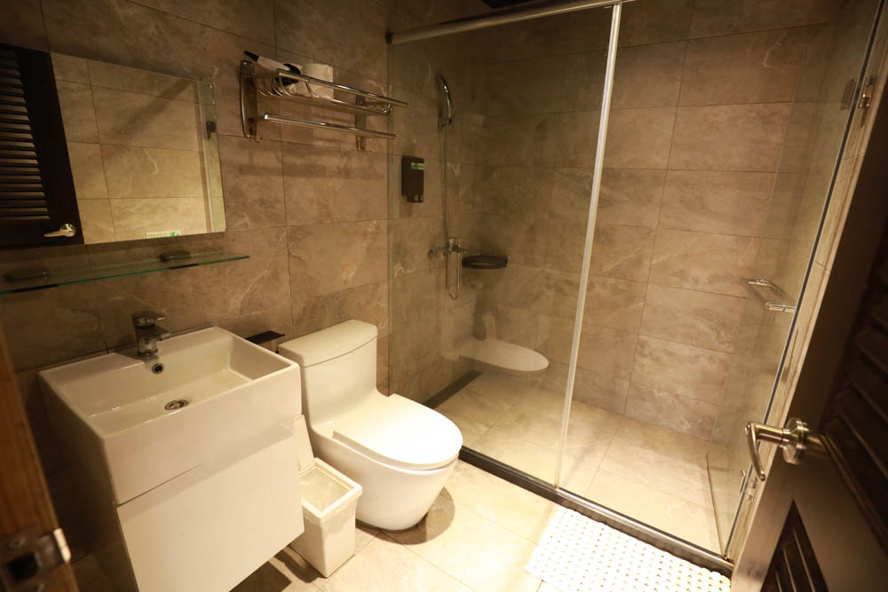 苗栗懶人露營｜自然圈農場。一泊二食豪華露營、免搭帳奢華露營、寵物友善帳篷、溫泉泡湯、農遊體驗