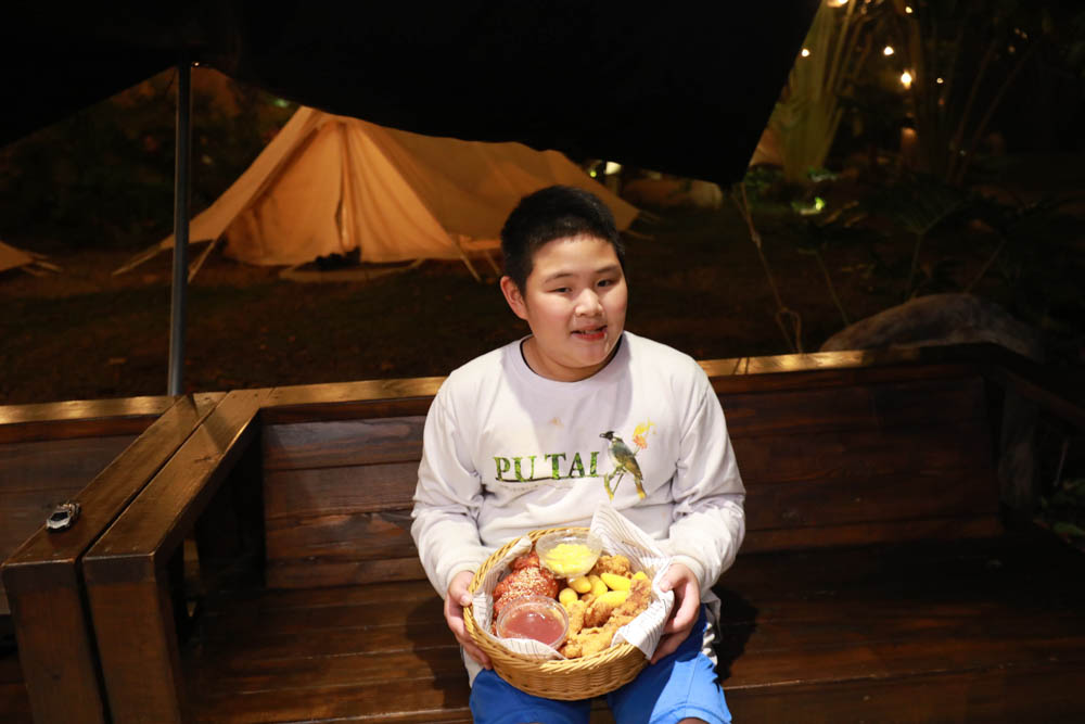 苗栗懶人露營｜自然圈農場。一泊二食豪華露營、免搭帳奢華露營、寵物友善帳篷、溫泉泡湯、農遊體驗