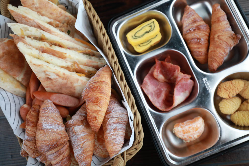 苗栗懶人露營｜自然圈農場。一泊二食豪華露營、免搭帳奢華露營、寵物友善帳篷、溫泉泡湯、農遊體驗