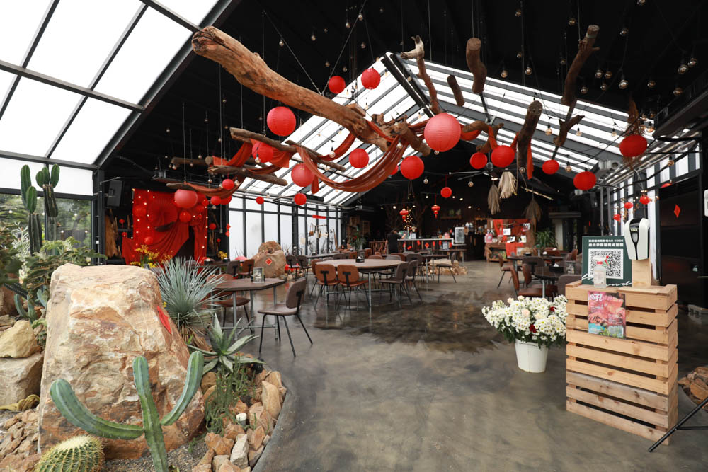 苗栗懶人露營｜自然圈農場。一泊二食豪華露營、免搭帳奢華露營、寵物友善帳篷、溫泉泡湯、農遊體驗