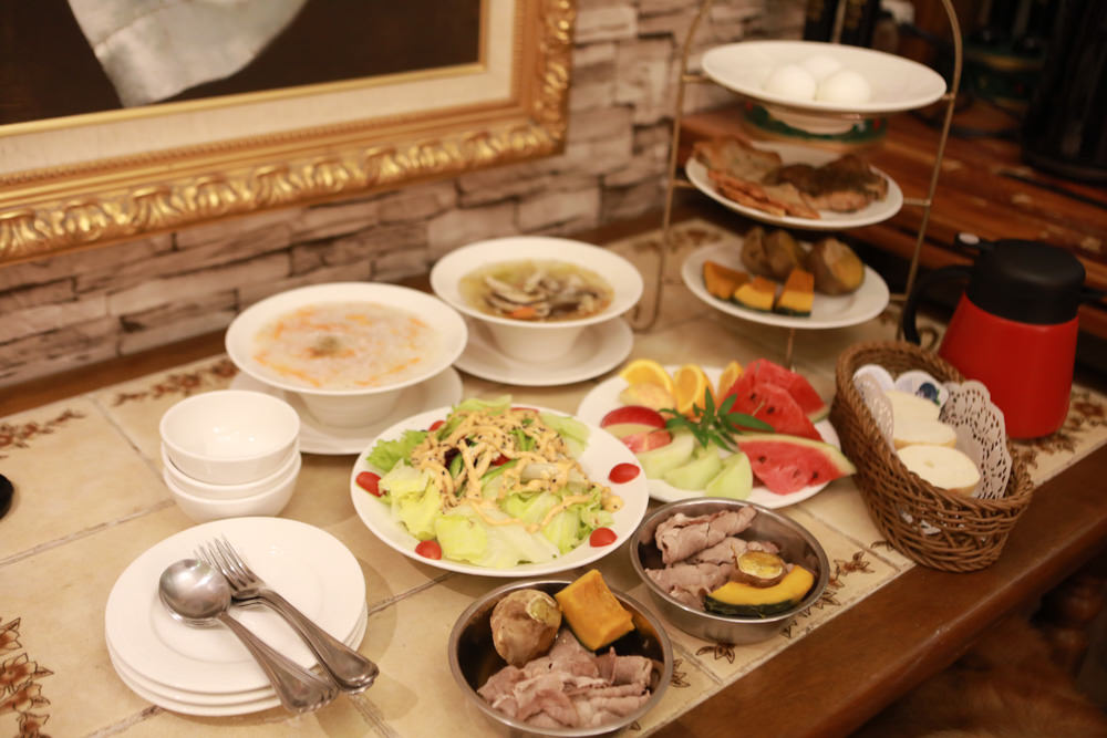 宜蘭冬山民宿｜芯園我的夢中城堡。歐洲童話風情溜滑梯民宿、寵物友善民宿、童話故事城堡民宿