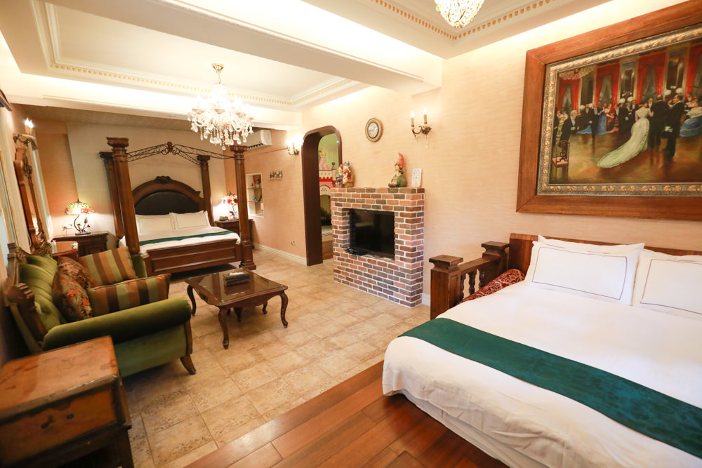 宜蘭冬山民宿｜芯園我的夢中城堡。歐洲童話風情溜滑梯民宿、寵物友善民宿、童話故事城堡民宿