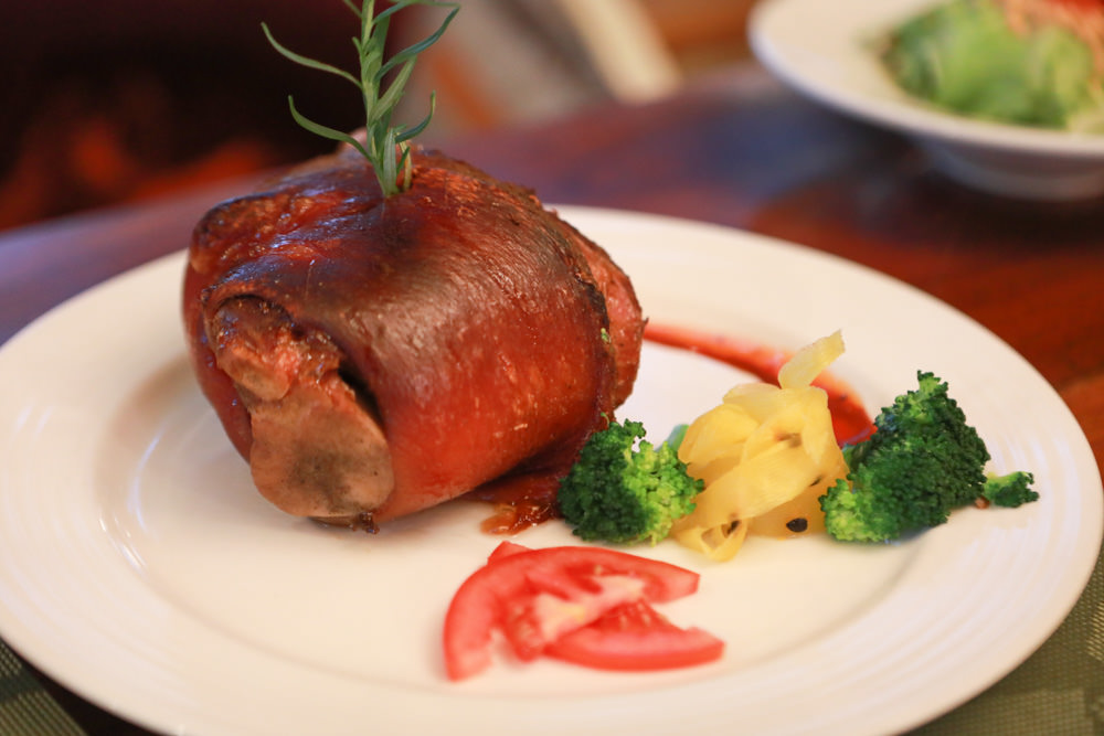 宜蘭冬山民宿｜芯園我的夢中城堡。歐洲童話風情溜滑梯民宿、寵物友善民宿、童話故事城堡民宿