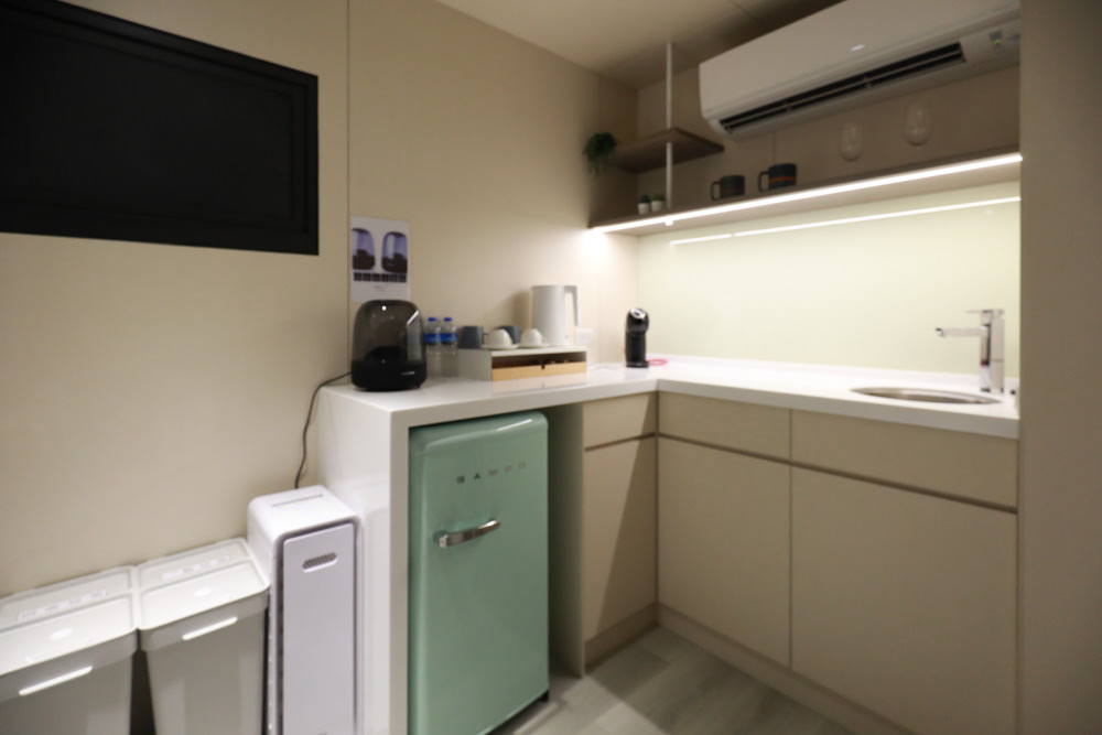 南投埔里｜享想旅宿 REVEL VILLA 。南投寵物友善民宿、溫馨舒適的美式現代風建築、綠意盎然大草皮