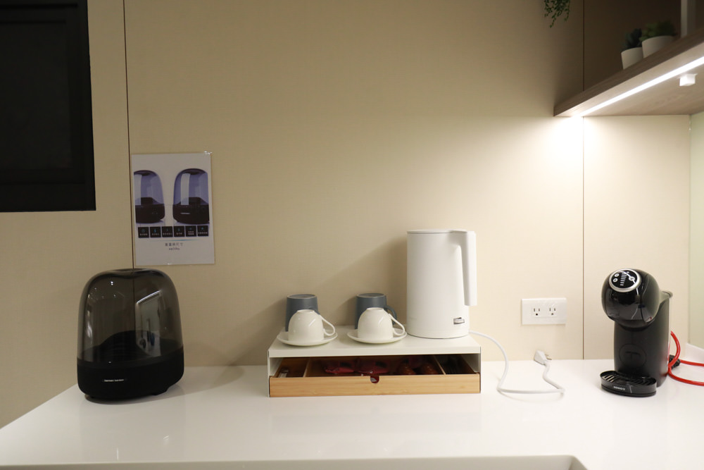 南投埔里｜享想旅宿 REVEL VILLA 。南投寵物友善民宿、溫馨舒適的美式現代風建築、綠意盎然大草皮