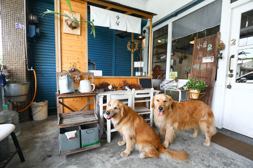 花蓮鳳林美食|鄉村小屋2。鄉村風日系雜貨、輕食簡餐、飲料無限暢飲、寵物友善餐廳 - 第4張圖 花蓮鳳林美食|鄉村小屋2。鄉村風日系雜貨、輕食簡餐、飲料無限暢飲、寵物友善餐廳