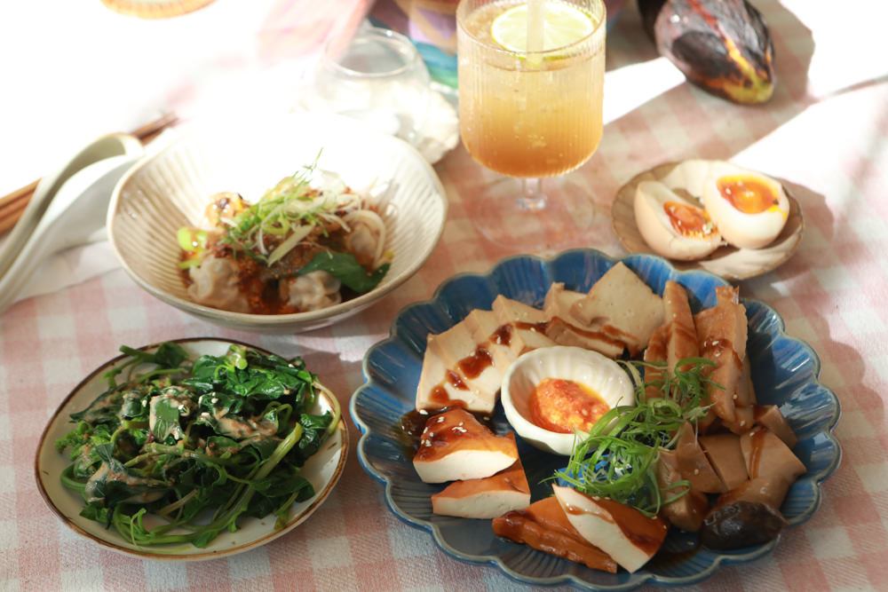 花蓮美食｜南島百合。寵物友善餐廳、隱藏巷弄間的文青復古老宅麵鋪、森林系小餐館、質感露營風、私房牛肉麵必吃