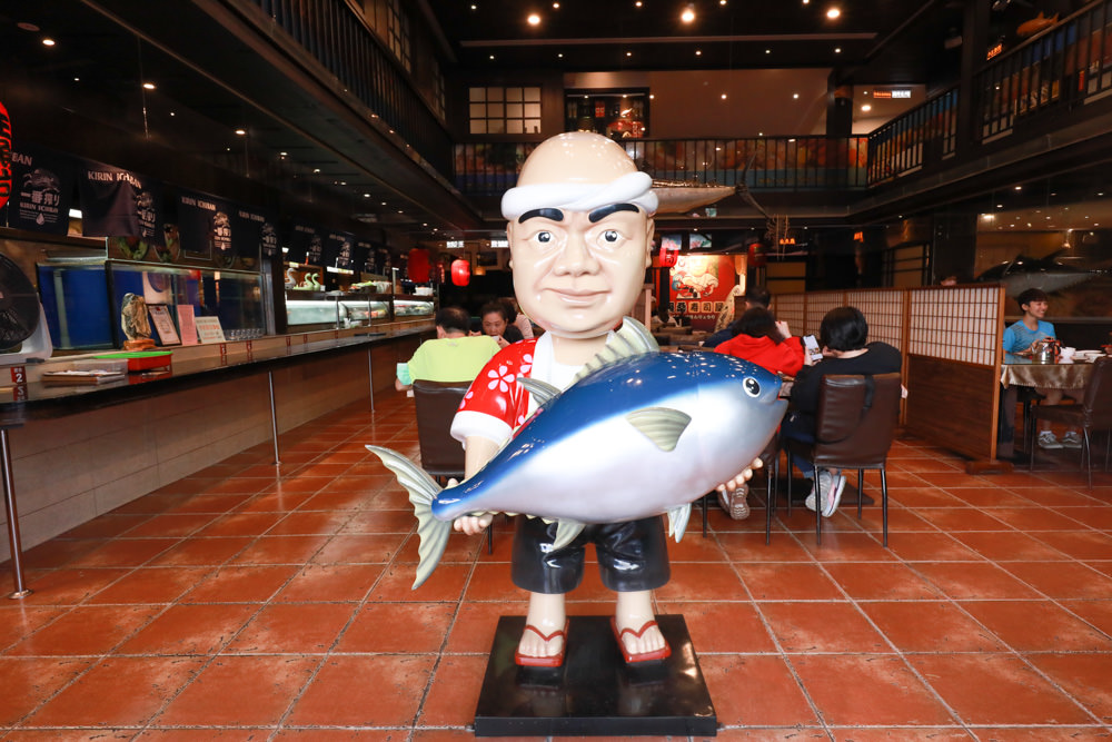 花蓮美食｜賴桑壽司屋。讓人歎為觀止的無菜單料理、寵物友善餐廳、寬敞舒適包廂、生猛海鮮、日本料理