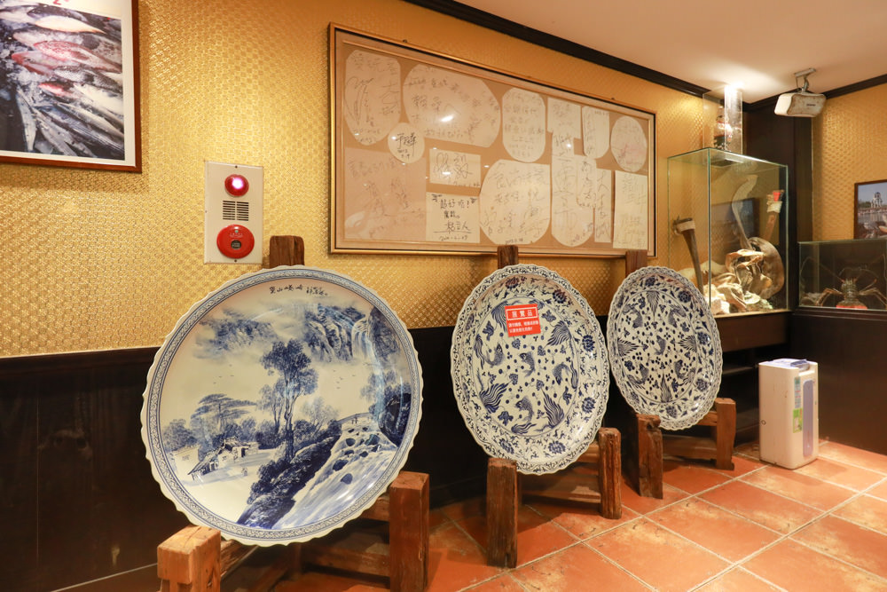 花蓮美食｜賴桑壽司屋。讓人歎為觀止的無菜單料理、寵物友善餐廳、寬敞舒適包廂、生猛海鮮、日本料理