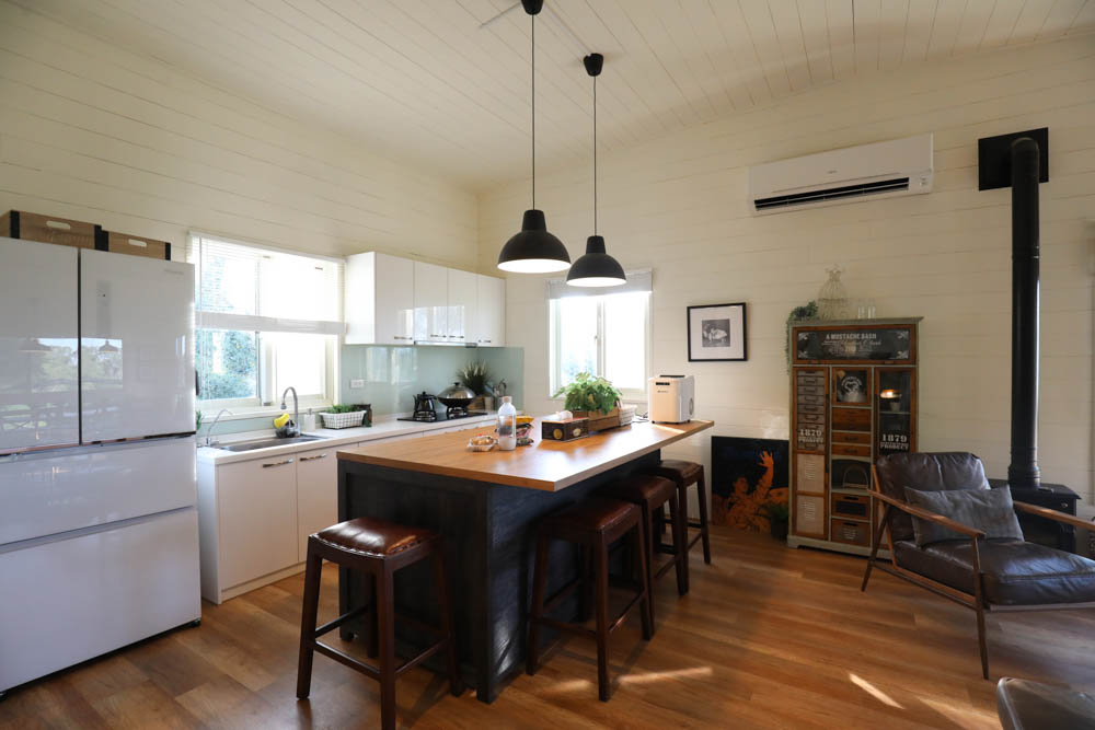 苗栗苑裡｜浩克森林小屋。寵物友善民宿、隱藏在森林中的秘境小木屋、好客八號穀倉小屋