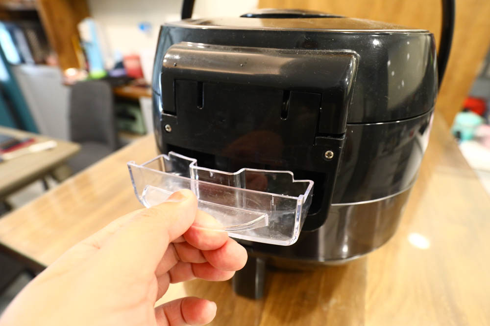 SANSUI山水智能萬用鍋SRC-H58，完勝電子鍋！開蓋熱炒煎烤、舒肥料理、高溫燉煮、蒸煮熬煮、麵糰發酵