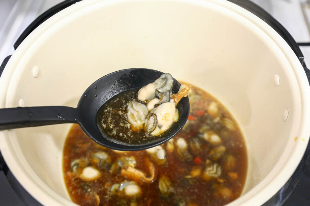 SANSUI山水智能萬用鍋SRC-H58，完勝電子鍋！開蓋熱炒煎烤、舒肥料理、高溫燉煮、蒸煮熬煮、麵糰發酵