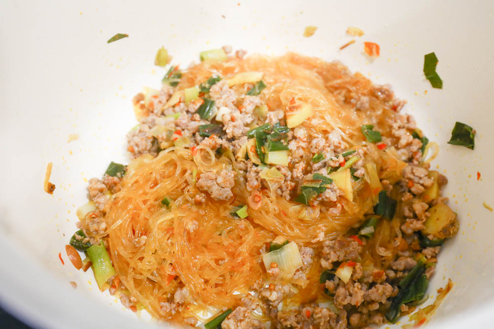 SANSUI山水智能萬用鍋SRC-H58，完勝電子鍋！開蓋熱炒煎烤、舒肥料理、高溫燉煮、蒸煮熬煮、麵糰發酵