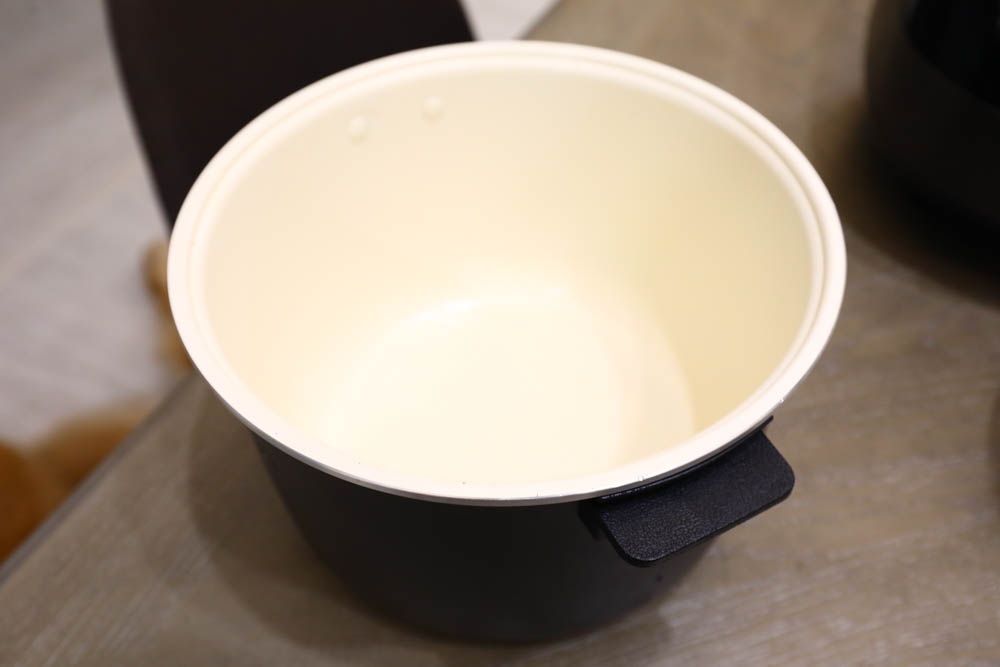 SANSUI山水智能萬用鍋SRC-H58，完勝電子鍋！開蓋熱炒煎烤、舒肥料理、高溫燉煮、蒸煮熬煮、麵糰發酵