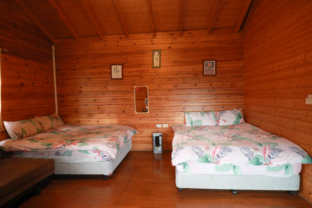 南投清境民宿推薦｜境星雲－藍天花園歐式景觀木屋、清境寵物友善民宿、博望新村入口處！