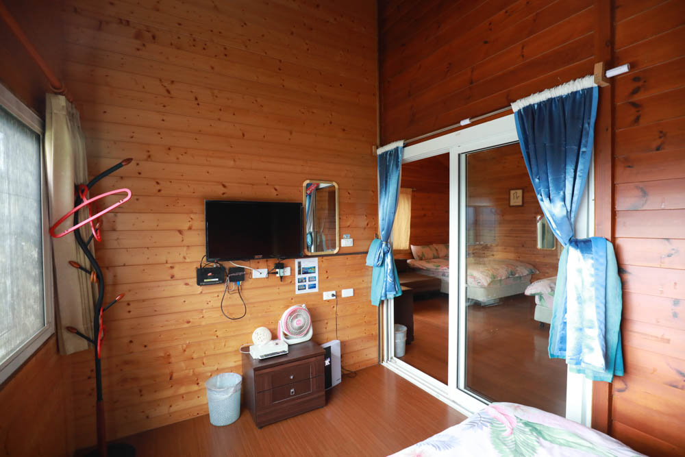 南投清境民宿推薦｜境星雲－藍天花園歐式景觀木屋、清境寵物友善民宿、博望新村入口處！