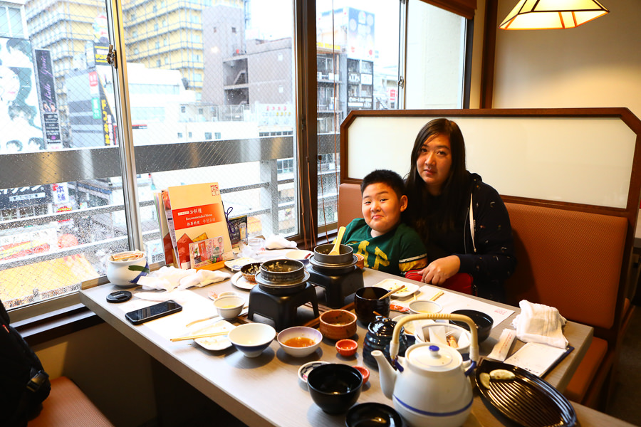 大阪必吃美食|蟹道樂かに道楽道頓堀中店。螃蟹會席料理、日本知名蟹料理連鎖專門店 - 第2張圖 大阪必吃美食|蟹道樂かに道楽道頓堀中店。螃蟹會席料理、日本知名蟹料理連鎖專門店